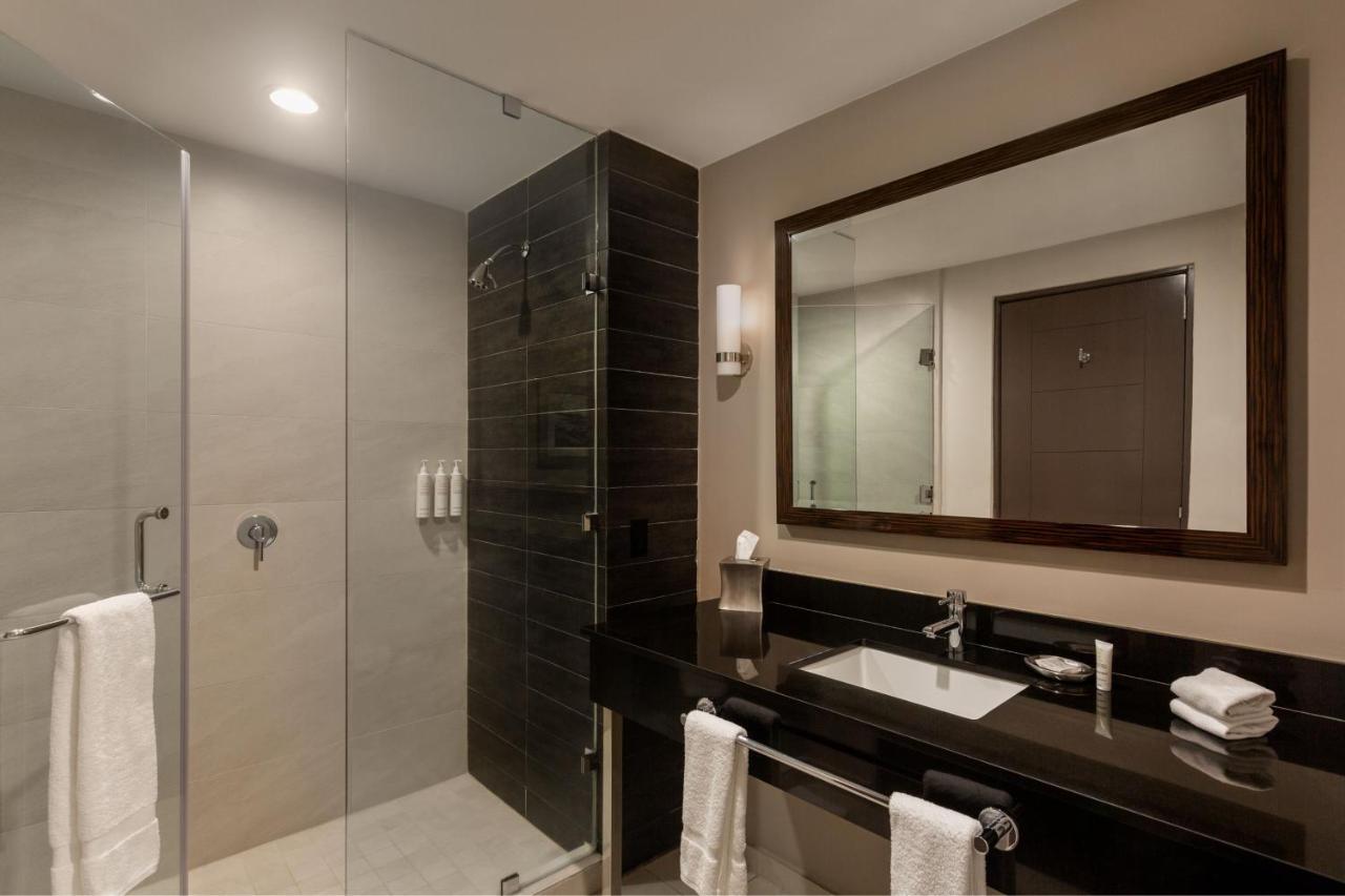 Marriott - Albrook Hotel